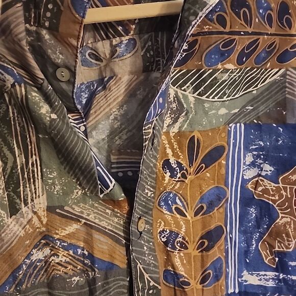 Bundle Of Tori Richard HAWAIIAN Colorful  Short Sleeve Shirts 3 - Picture 8 of 8